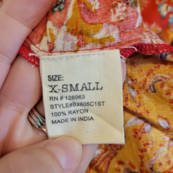 Rocks & Indigo Mixed Prints Long Sleeve Peasant Top - Picture 4 of 5